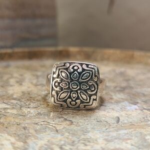 Sterling Silver 925 NF Ring 5.61 Grams
